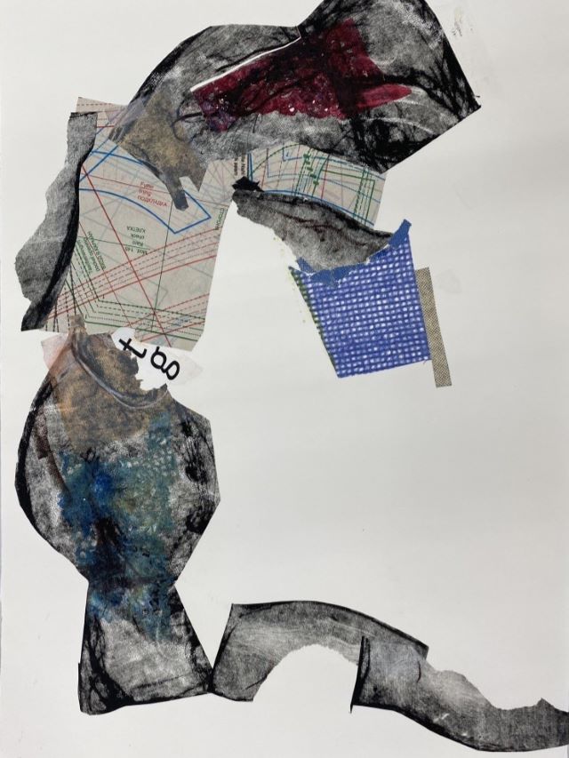 Collageachtige compositie met zwarte, bordeauxrode en blauwe drukvlakken op wit papier